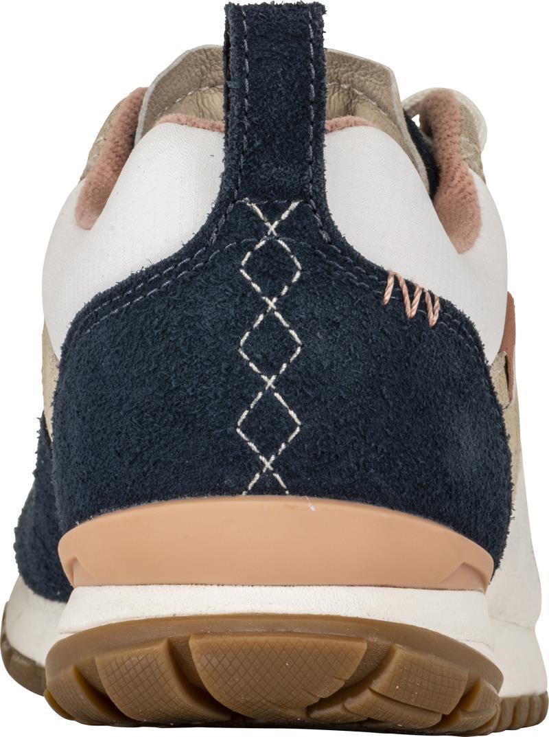 Emma Low - Womens - Equinox 6