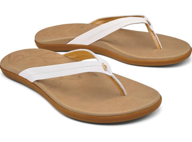 Honu - Womens - Bright White / Golden Sand 2