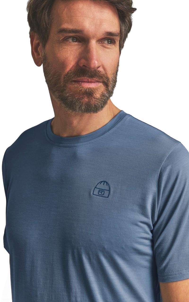 150 Cool Beanie T-Shirt - Mens - light nunatak 1