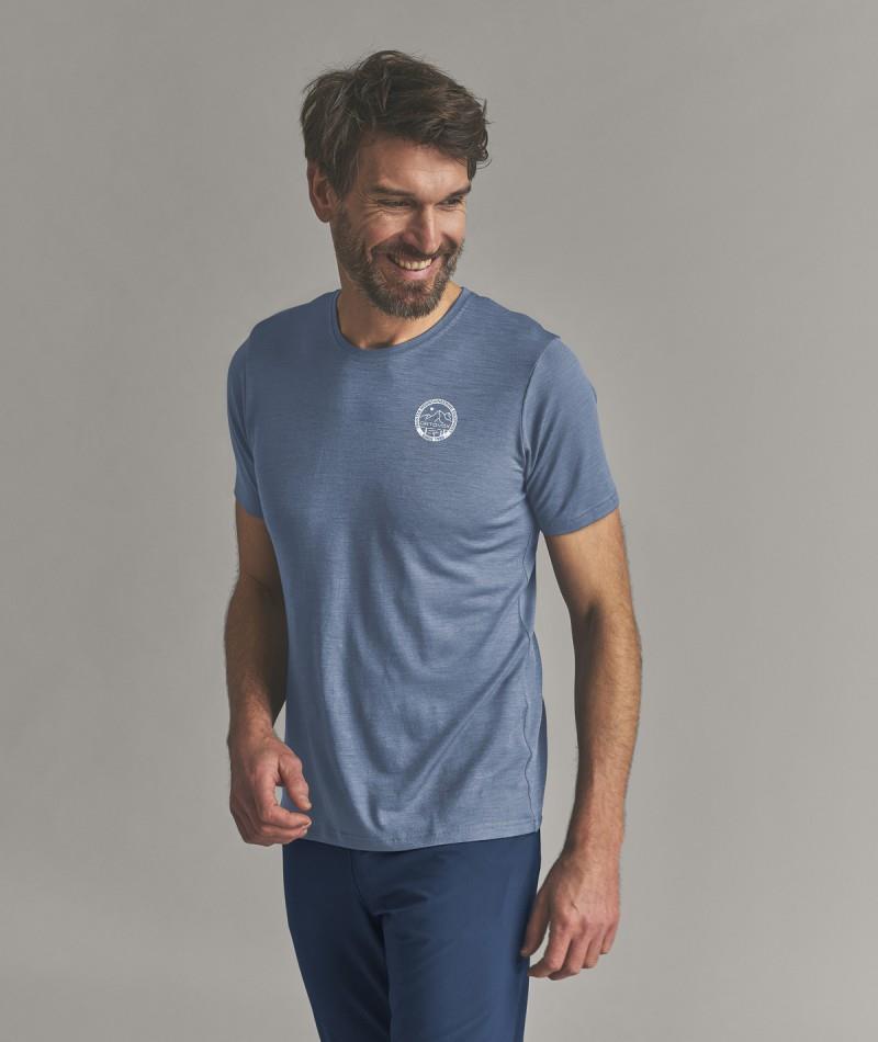185 Merino Mtn Badge T-Shirt - Mens - light nunatak 1