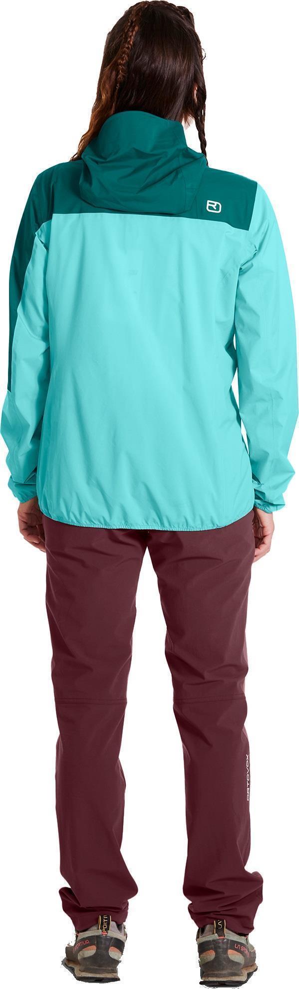 2.5L Civetta Jacket - Womens - Ice Waterfall 3