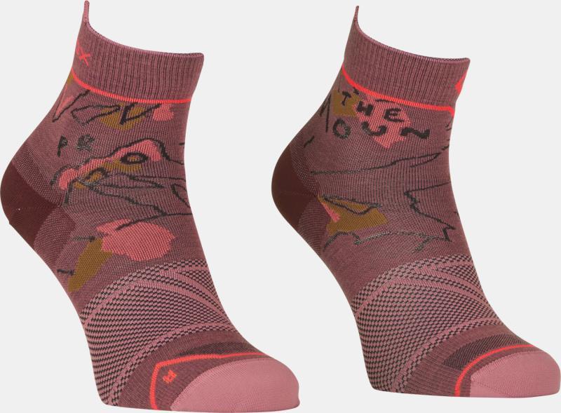 Alpine Light Quarter Socks - Womens - mountain rose 1
