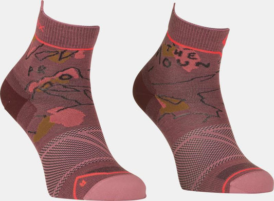 Alpine Light Quarter Socks - Womens - mountain rose 1