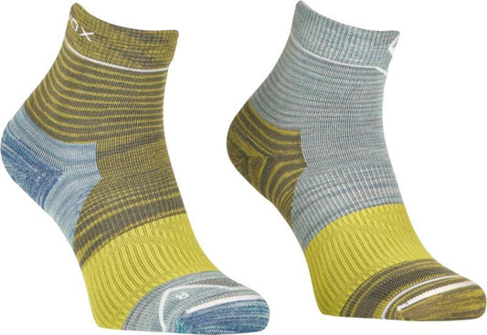 Alpine Quarter Socks - Womens - Aquatic Ice 1