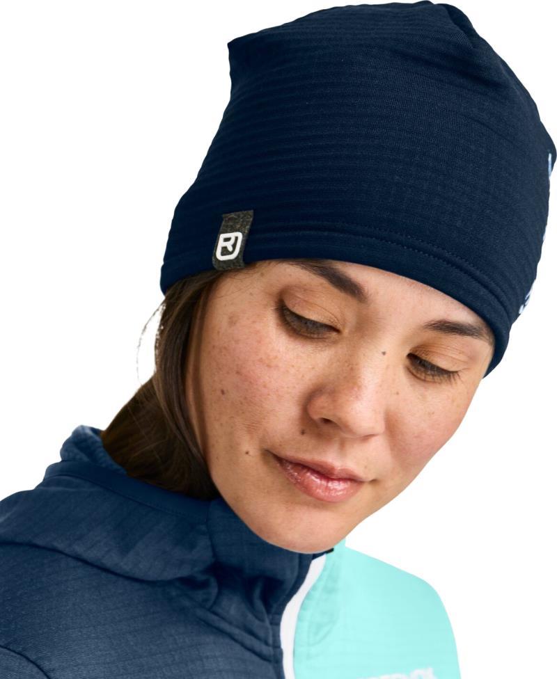 Fleece Grid Beanie - Deep Ocean 2