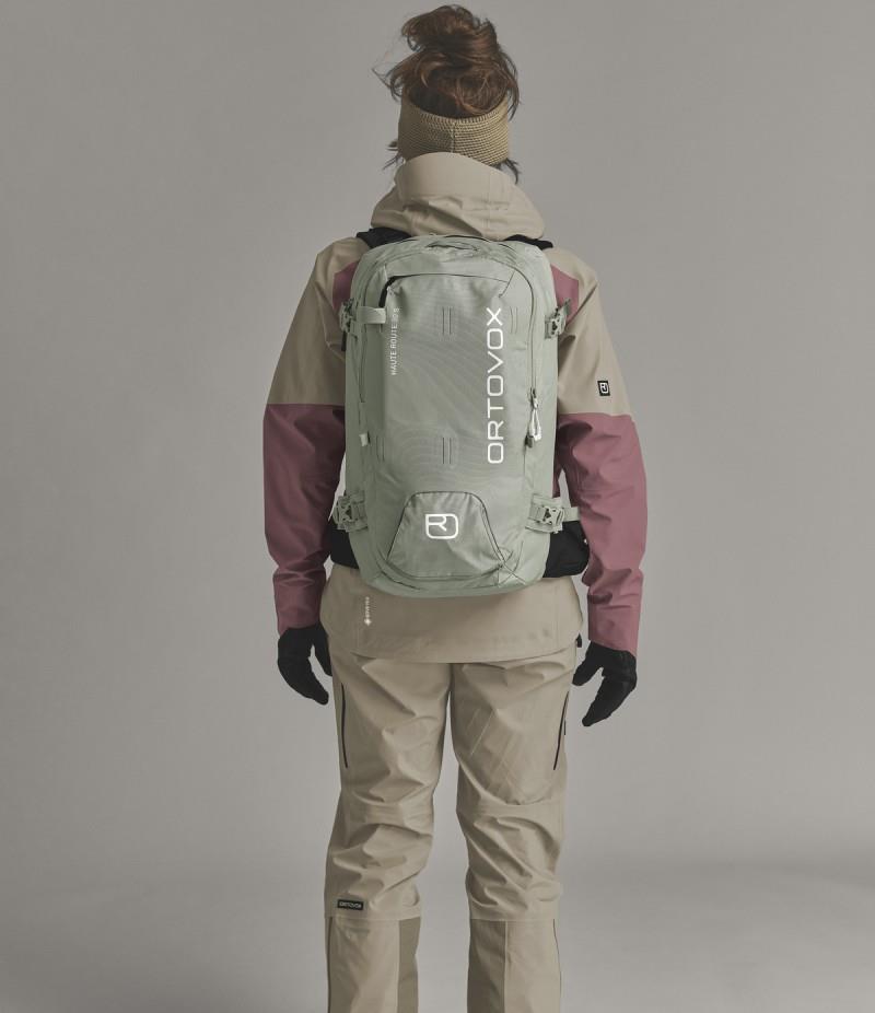 Haute Route 30 S - green sage 1