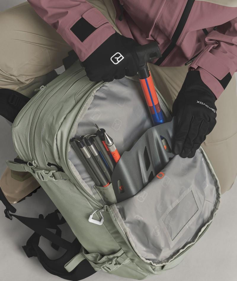 Haute Route 30 S - green sage 1