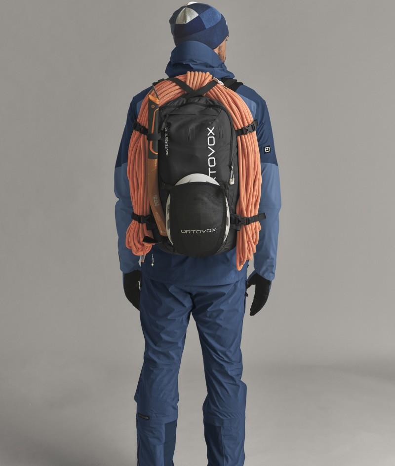 Haute Route 32 - black raven 1