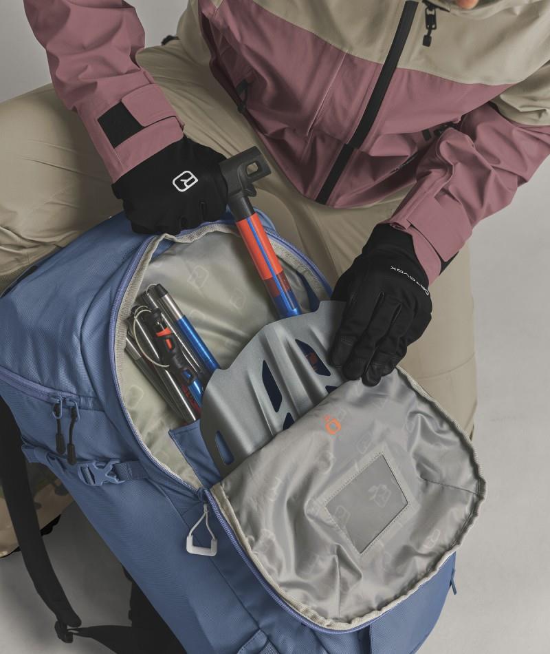 Haute Route 38 S - blue nunatak 1