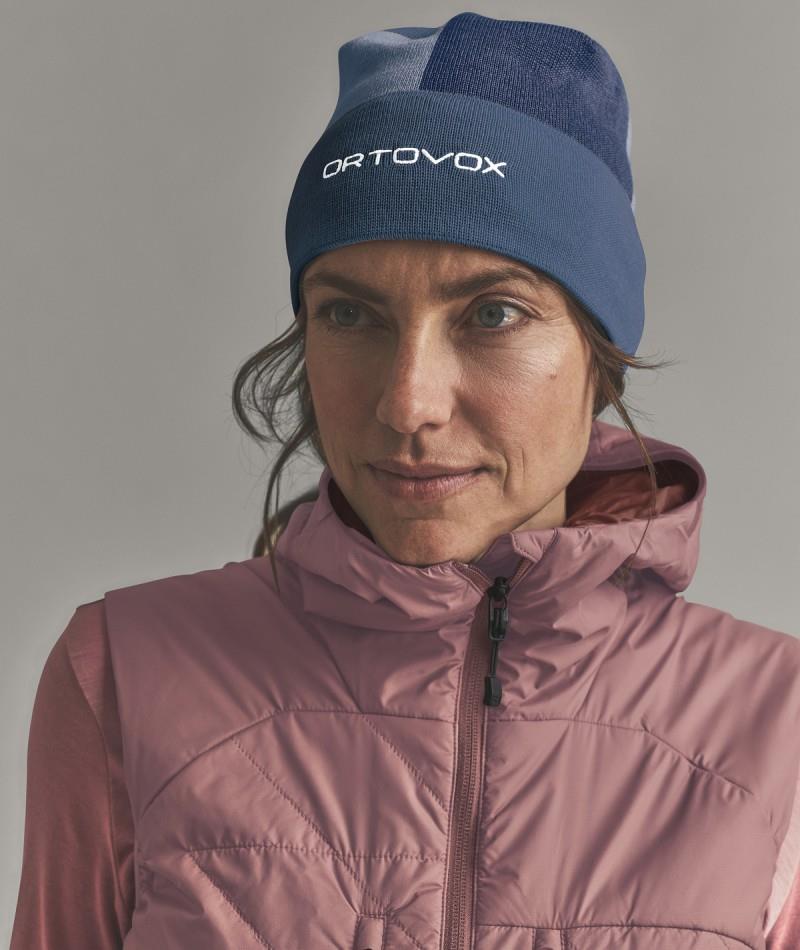 Patchwork Beanie - blue nunatak 1