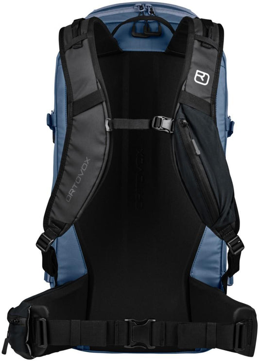 Venet Tour 30 - light nunatak 1