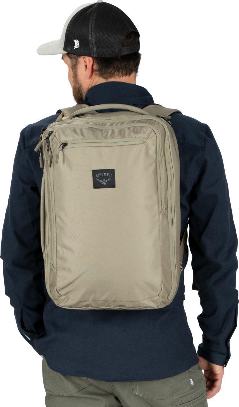 Aoede Briefpack 22L - Tan Concrete 7