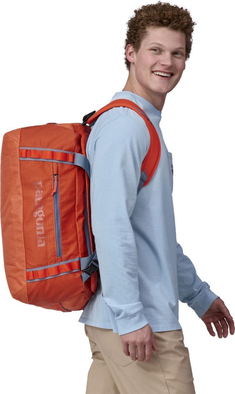 Black Hole Duffel 40L - Pimento Red 3
