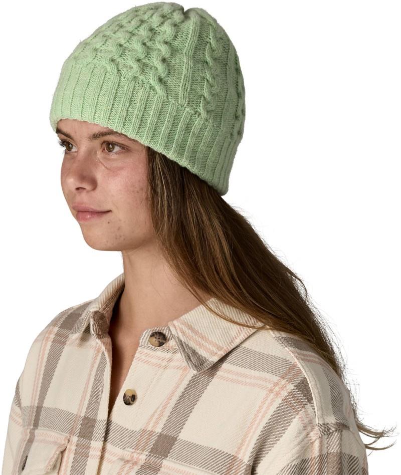 Coastal Cable Beanie - lichen green 1
