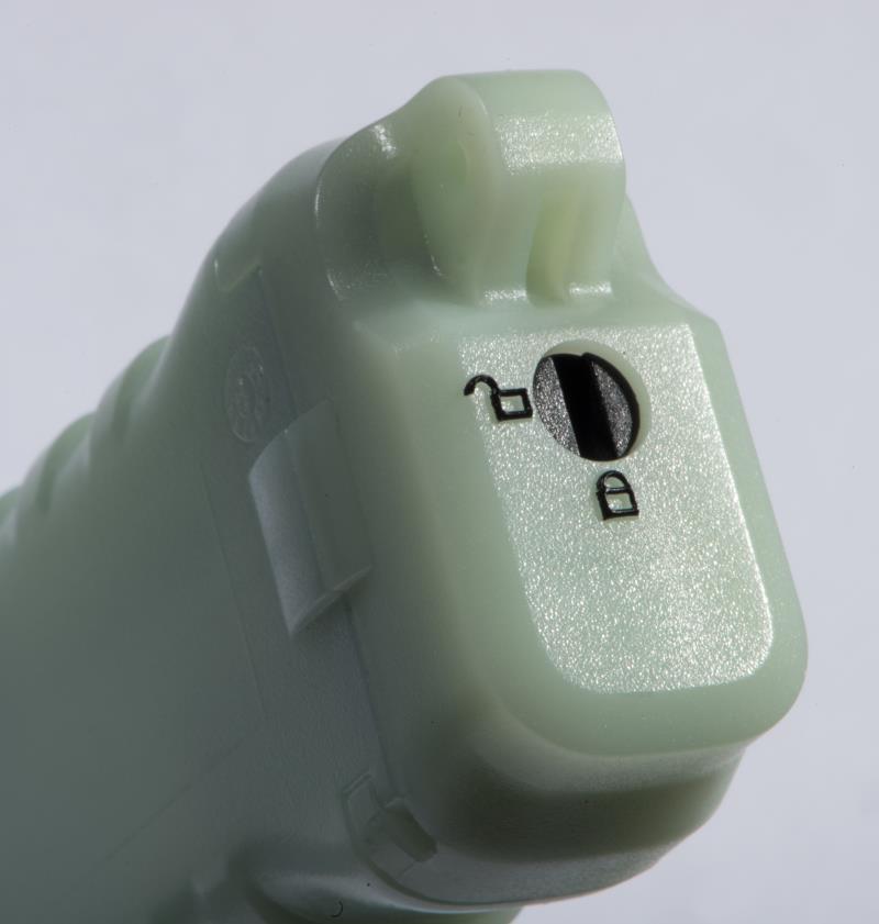 3310PL Flashlight - 378-Lumens - photoluminescent 1