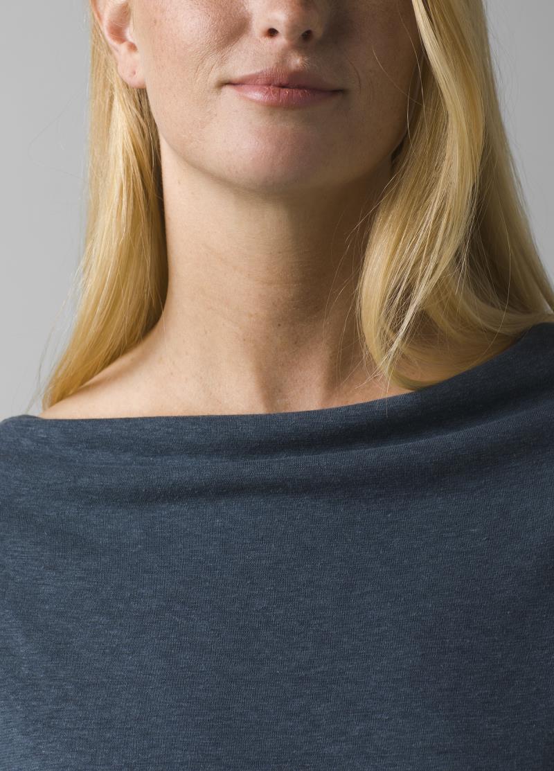 Cozy Up Aires Top - Womens - dark sky heather 1