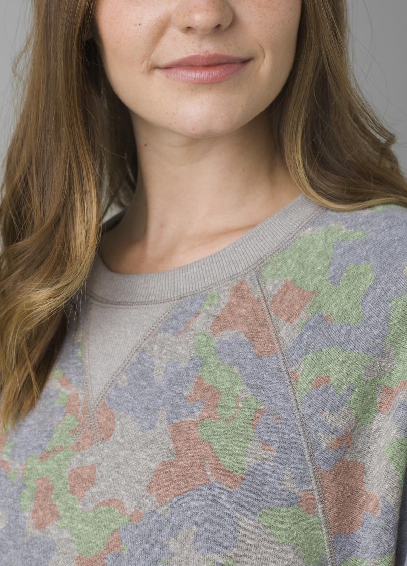 Cozy Up Sunfair Top - Womens - heather grey montage 1