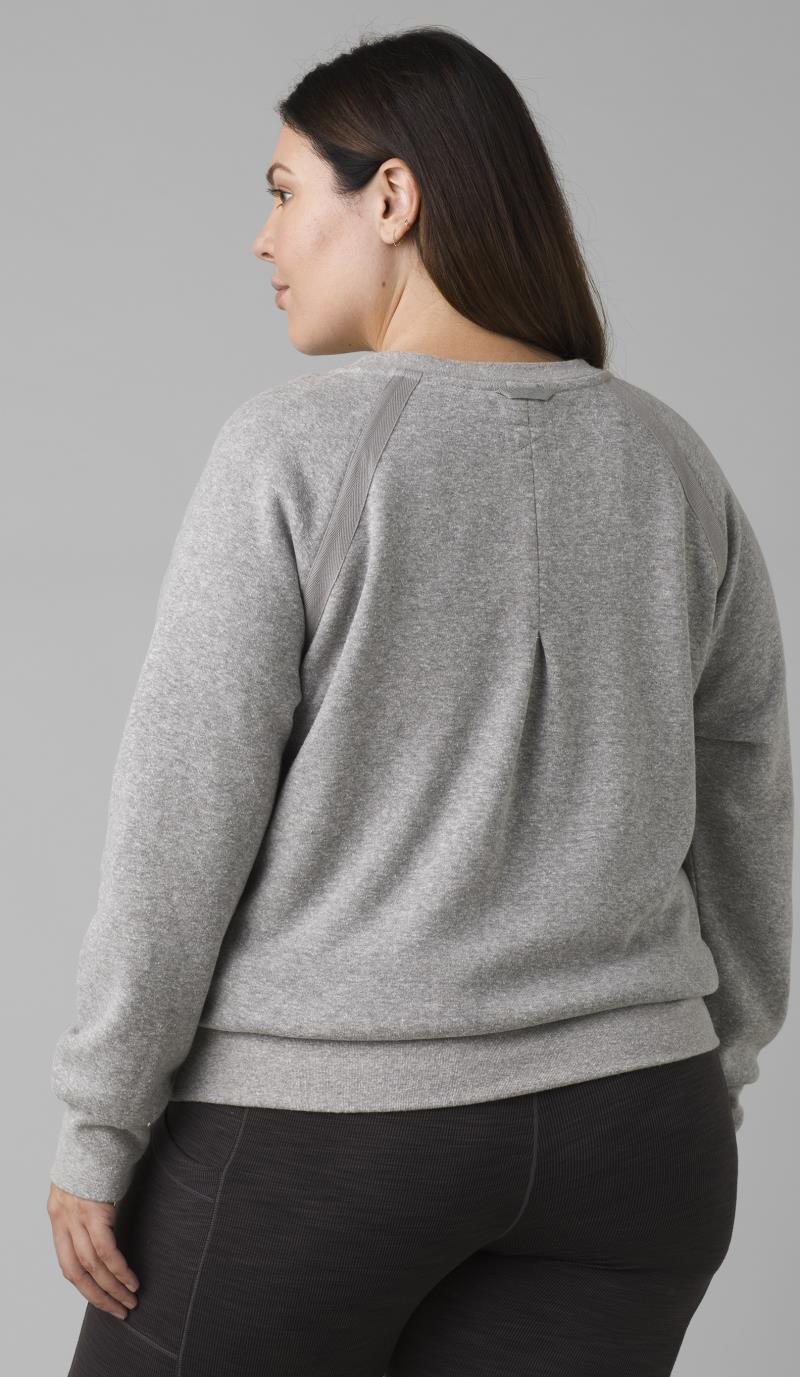 Cozy Up Sweatshirt Plus - Womens - Heather Grey 3