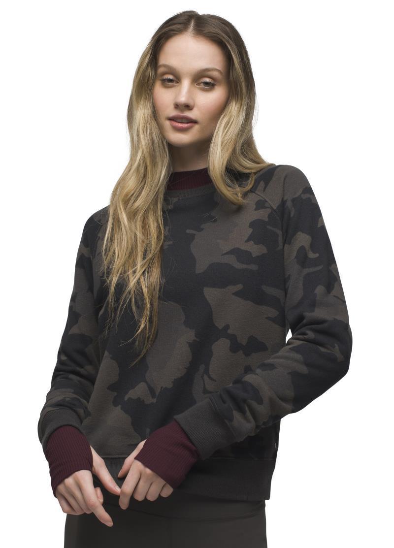 Cozy Up Sweatshirt - Womens - black camo 1