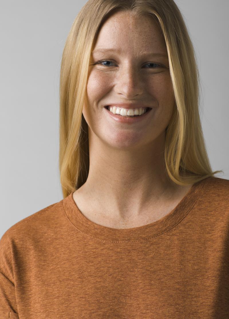 Cozy Up T-Shirt - Womens - Dark Ale Heather 4