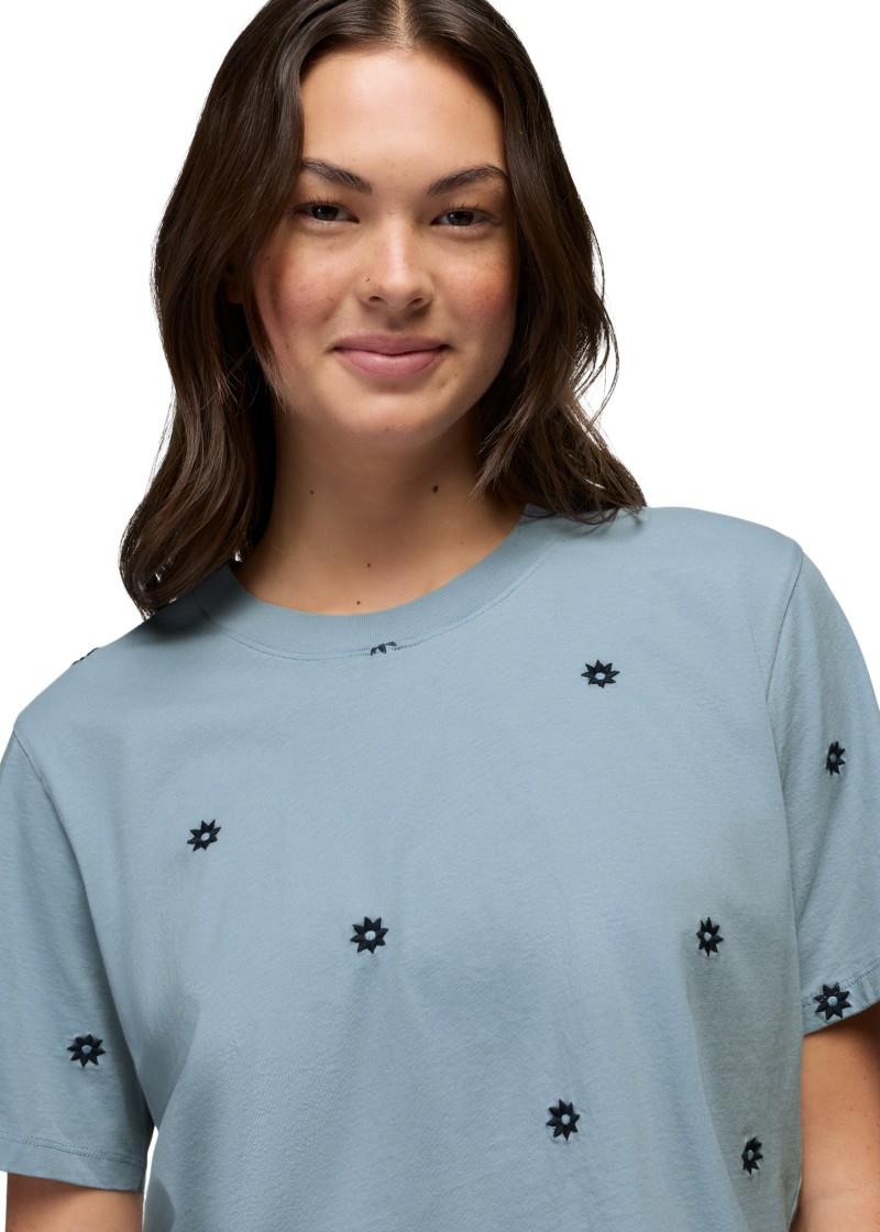 Everyday Daisy Crop Tee - Womens - glacier skies 1