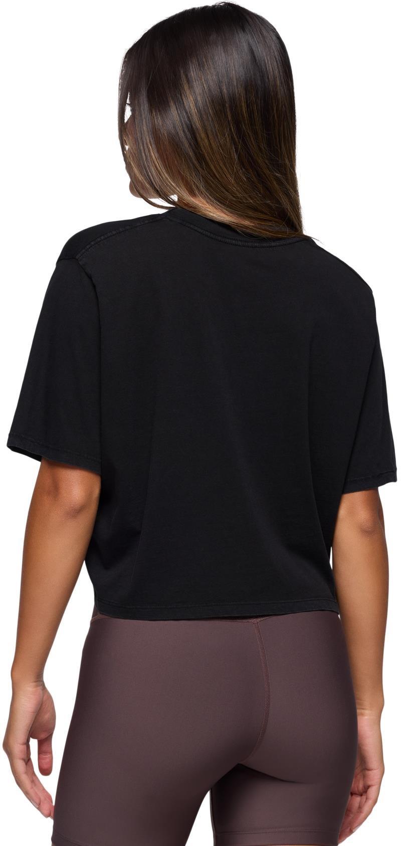 Everyday Graphic Crop tee - Womens - black / carob breathe 1