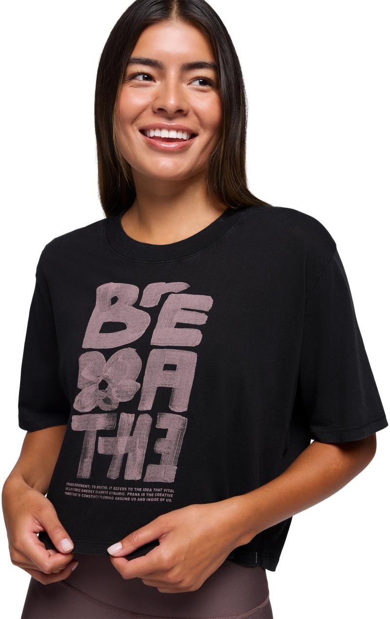 Everyday Graphic Crop tee - Womens - black / carob breathe 1
