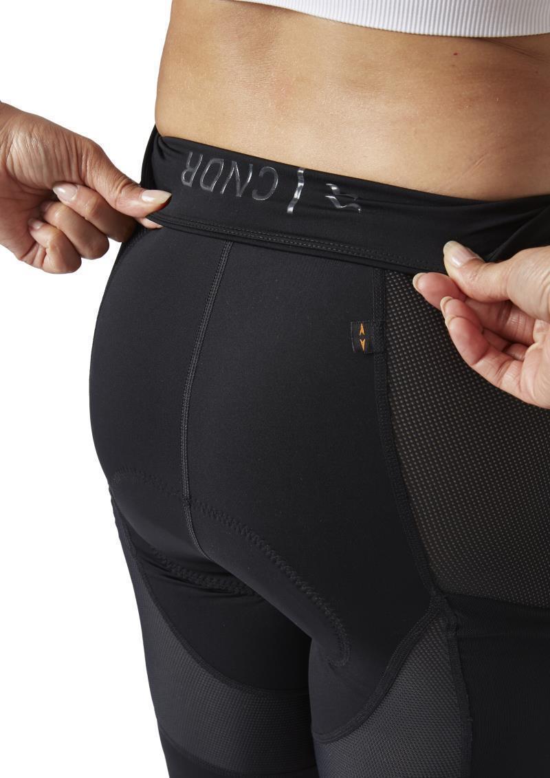 Cinder Liner Shorts - Womens - Black 8