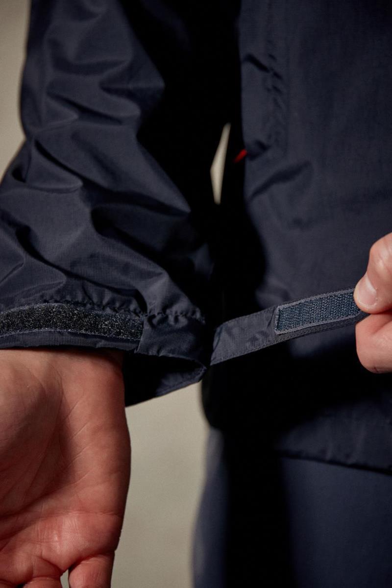 Downpour Jacket - Mens - Black 8