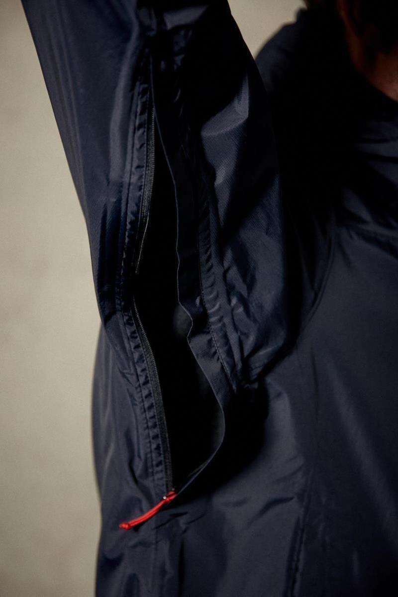 Downpour Jacket - Mens - Black 9