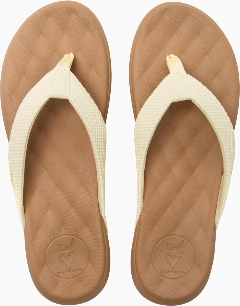 Cushion Harmony - Womens - pale banana 1