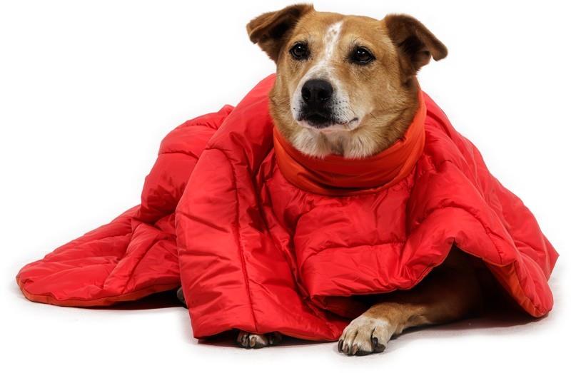 Palisades Sleep Poncho - red currant 1