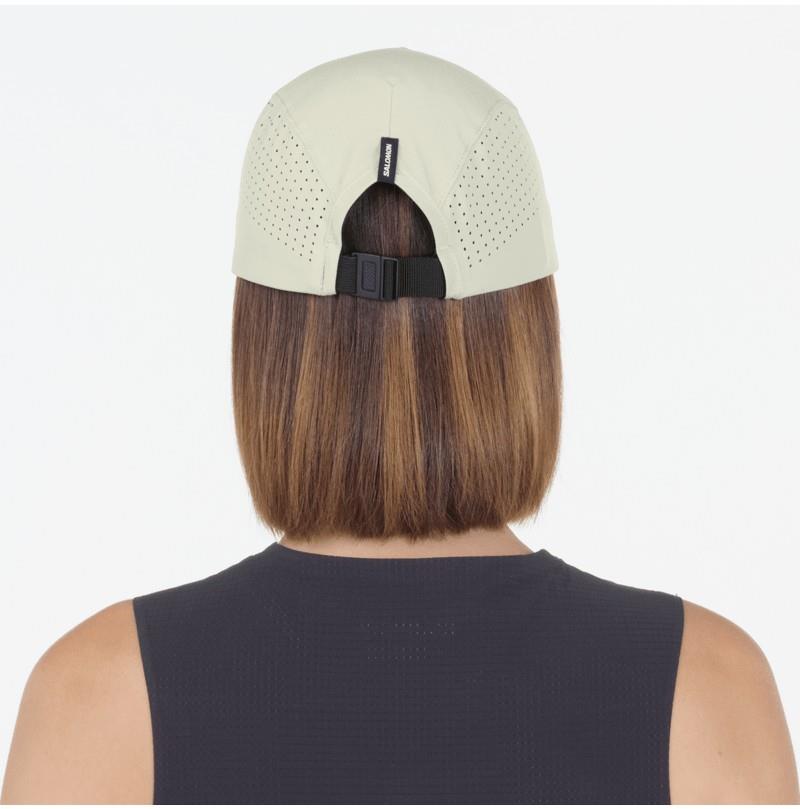 Pace Cap - Womens - soft fern 1