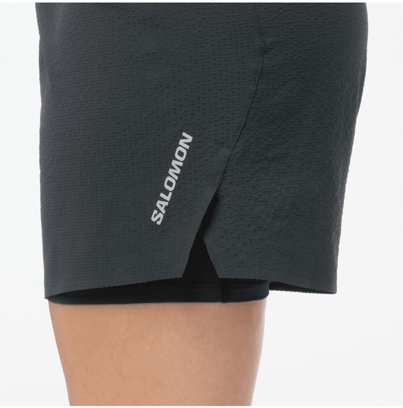 Sense Aero 2-in-1 Shorts, 4" Inseam - Womens - deep black / reflective charcoal gray 1