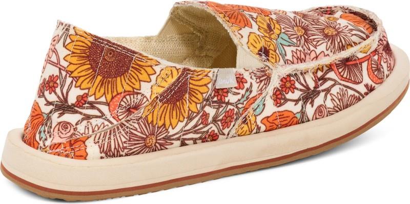 Donna Floral Quilt - Womens - sunshine rae 1