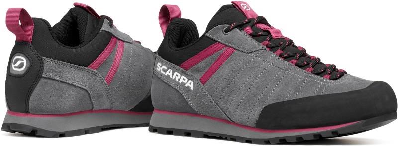 Crux 2 - Womens - smoke / raspberry 1
