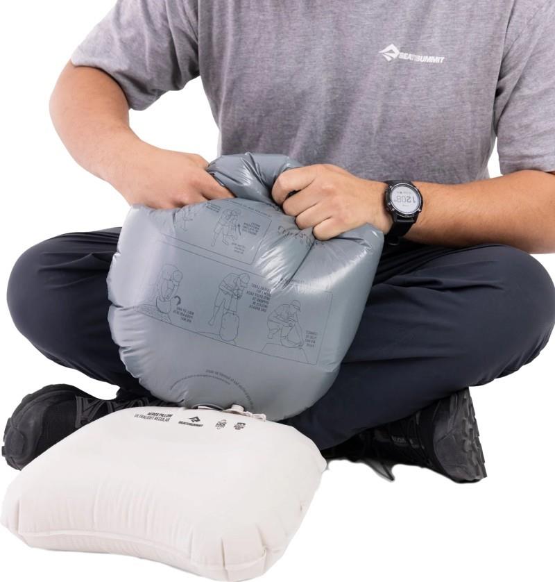Aeros Ultralight Pillow - Regular - beluga 1