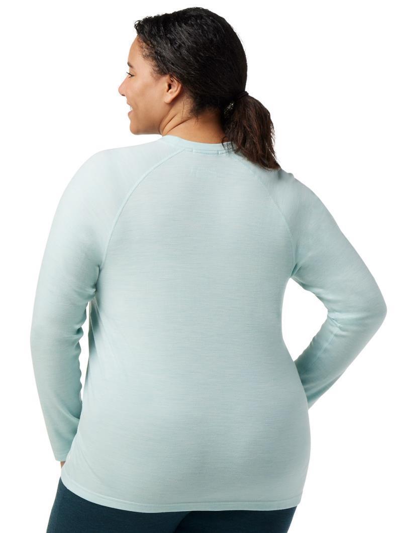 Classic Thermal Merino 250 Base Layer Crew Plus - Womens - Bleached Aqua Heather 3
