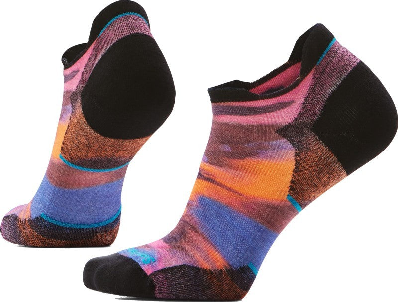 Run Targeted Cushion Brushed Print Low Ankle Socks - Womens - garden pink 1