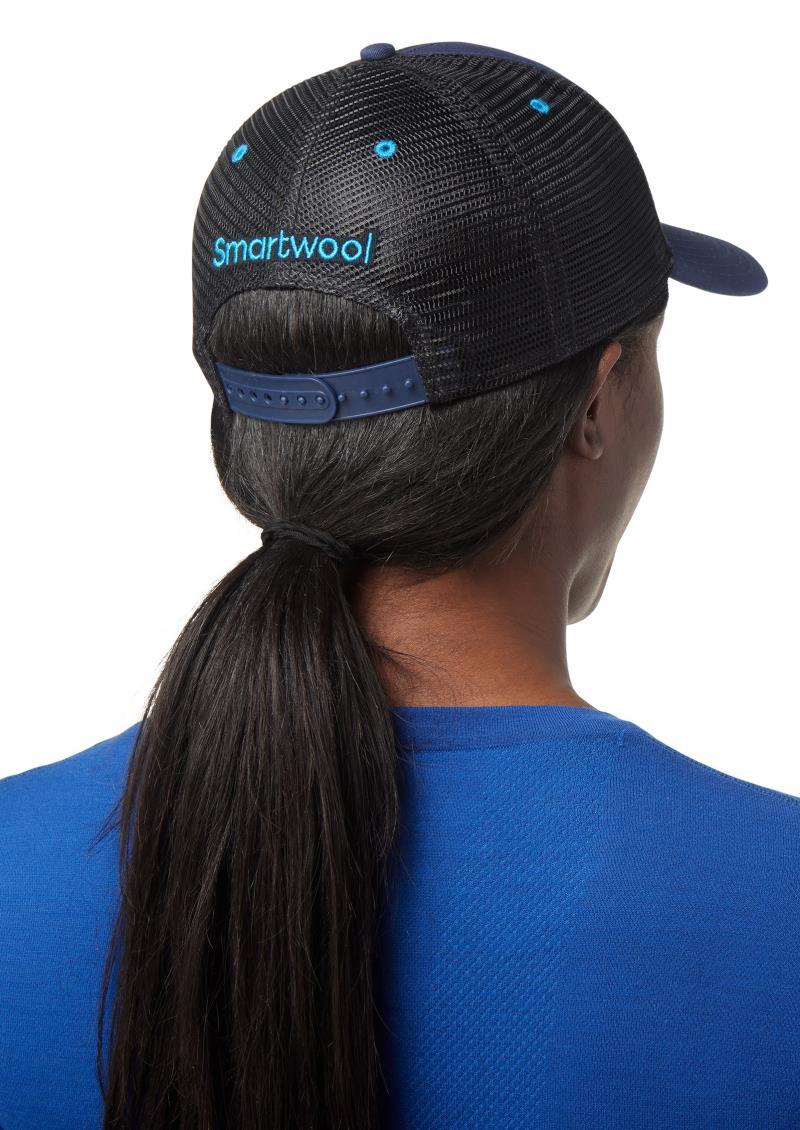 Snowcat Trek Trucker Hat - deep navy 1