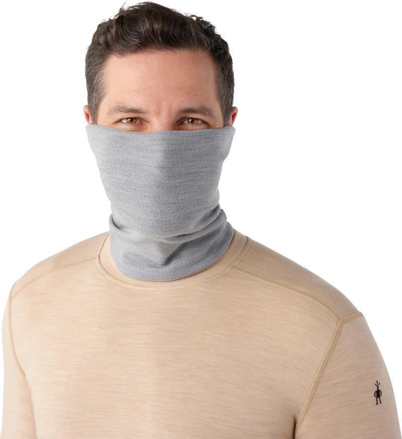 Thermal Merino 250 Reversible Neck Gaiter - Light Gray Mountain Scape 3