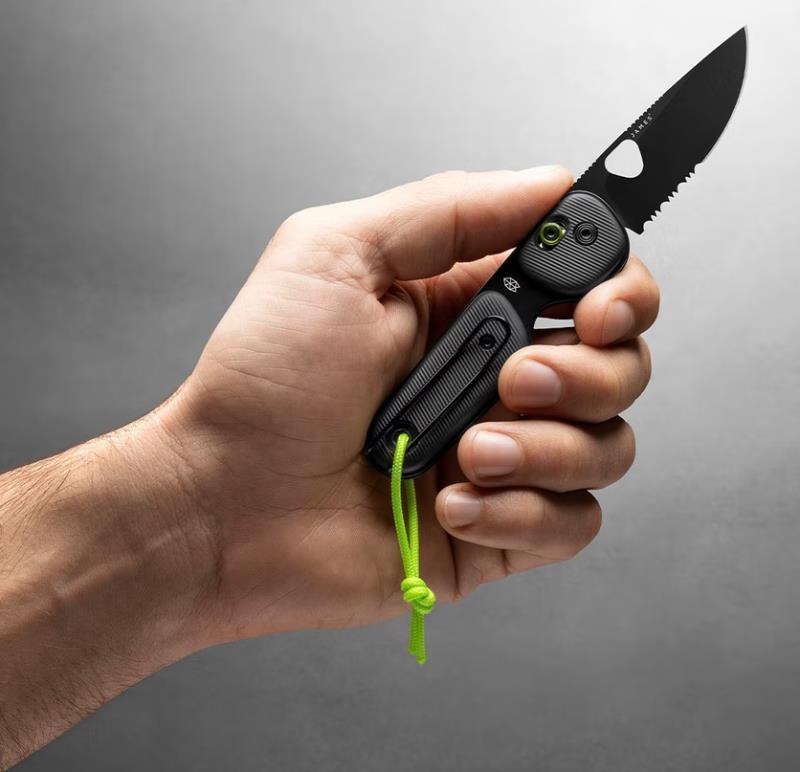 The Redstone - Black / Black / PP / Serrated 4
