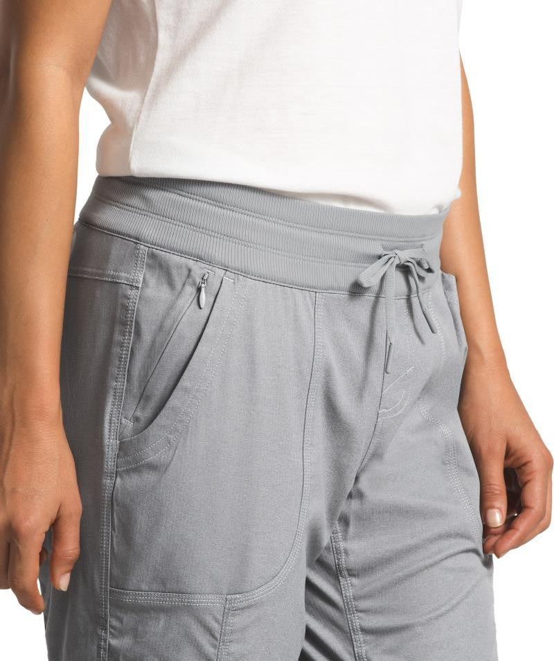 Aphrodite 2.0 Capris - Womens - tnf medium grey heather 1