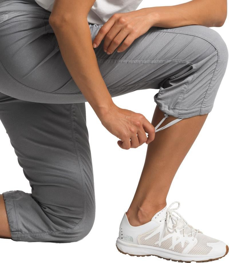 Aphrodite 2.0 Capris - Womens - tnf medium grey heather 1
