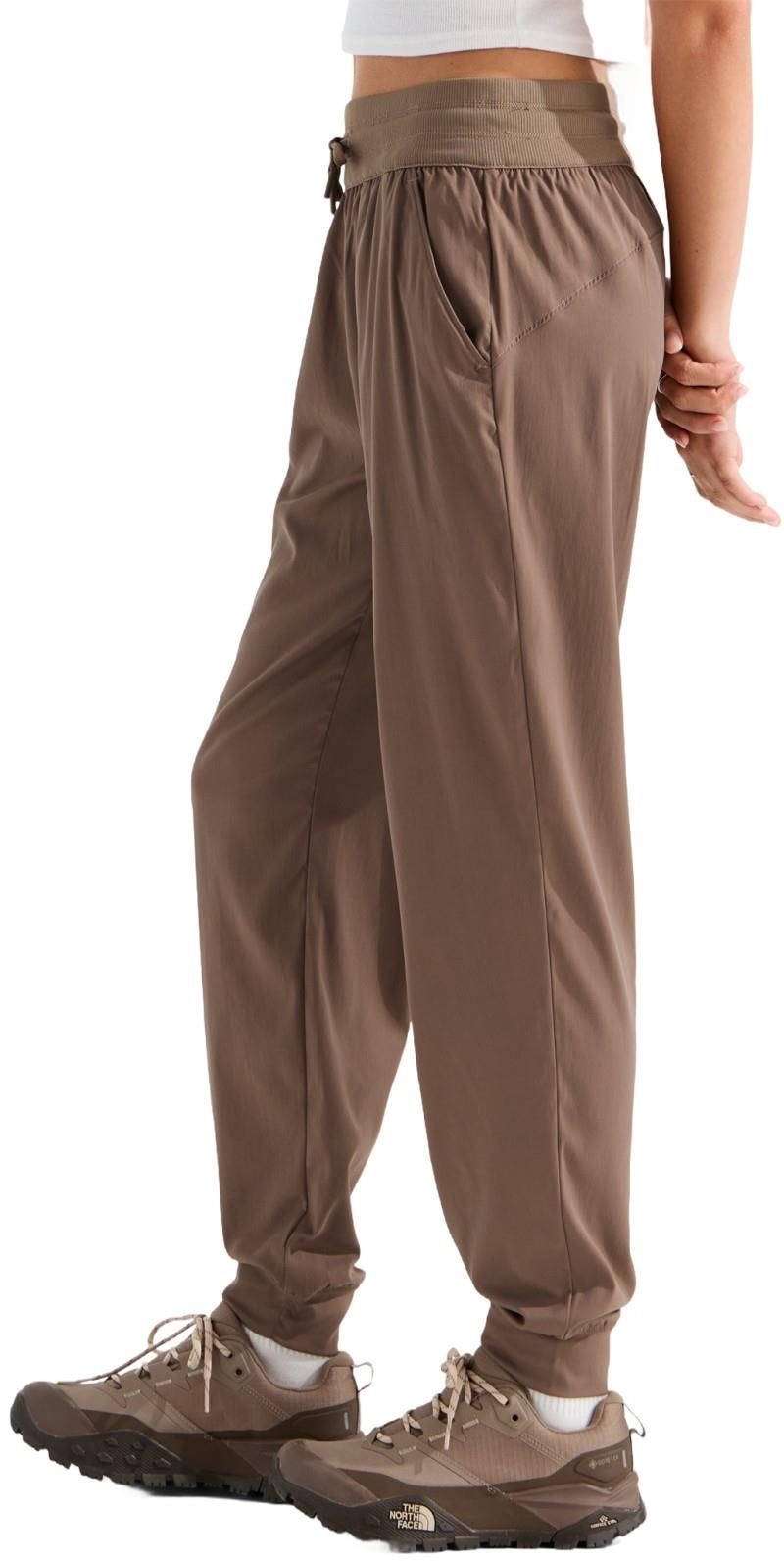 Aphrodite Arise Joggers - Womens - garnet 1