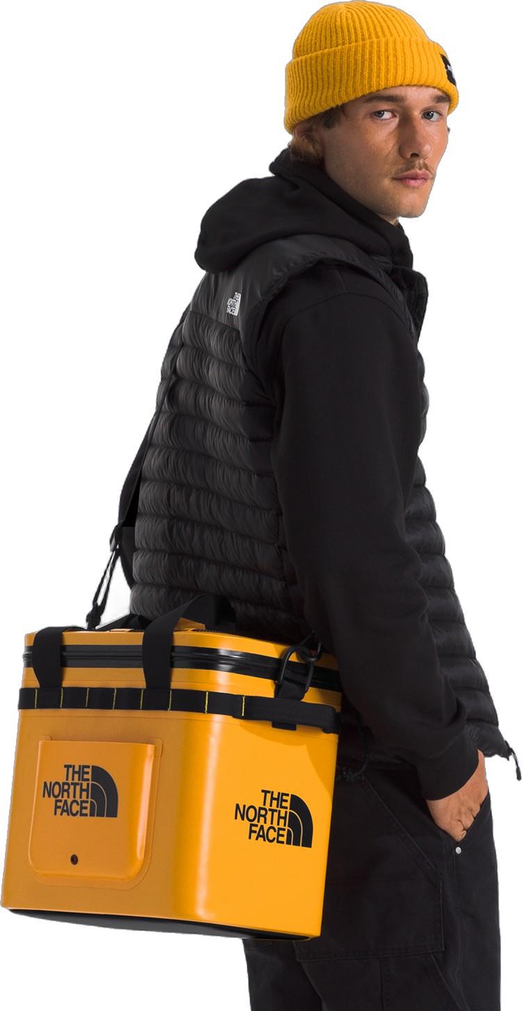 Base Camp Cooler 15QT - summit gold / tnf black 1