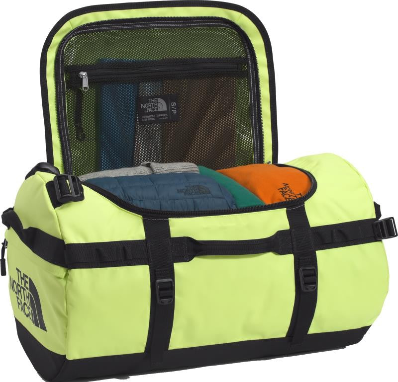 Base Camp Duffel - S - sharp green / tnf black 1