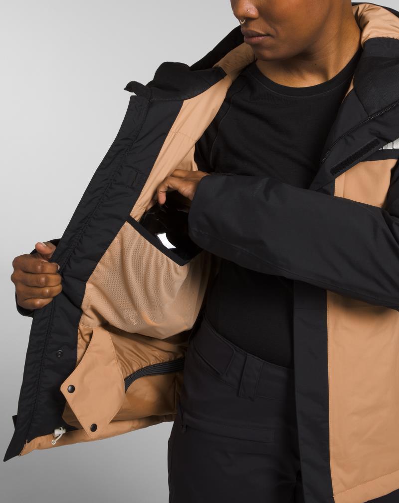 Freedom Insulated Jacket - Womens - TNF Black / Almond Butter 4