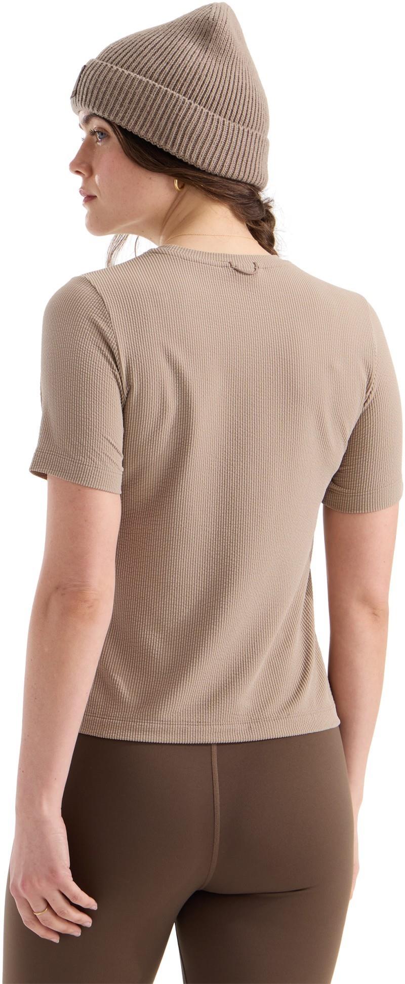 Golden Ridge Ribbed SS - Womens - garnet 1