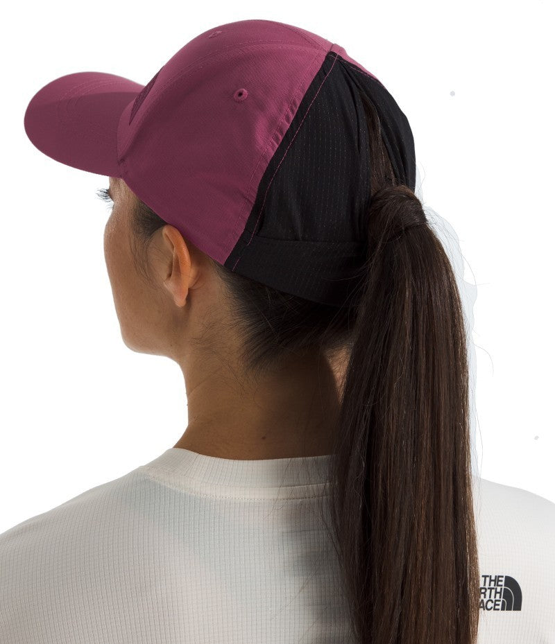 Horizon Hat - Womens - cyber berry / boysenberry 1